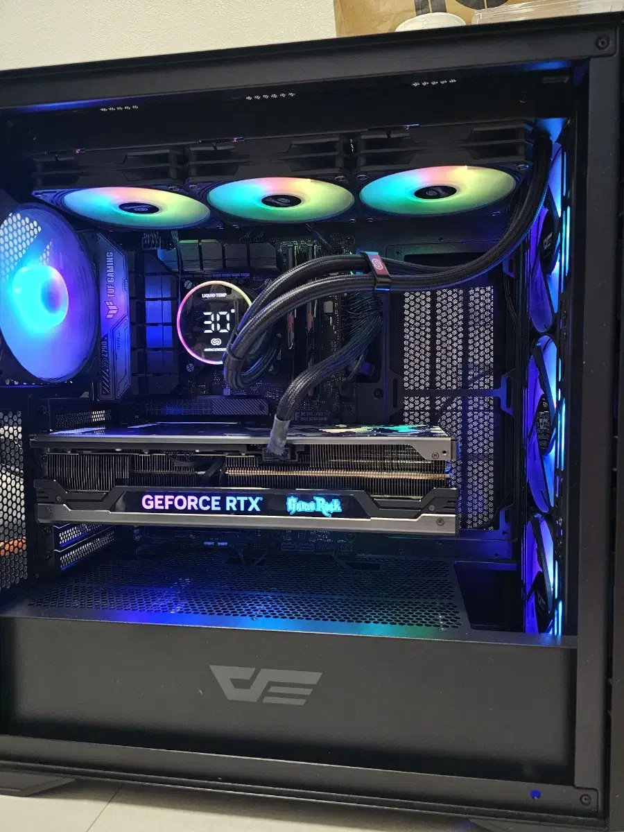 인텔 i7 / RTX 4080 데스크탑 팝니다.